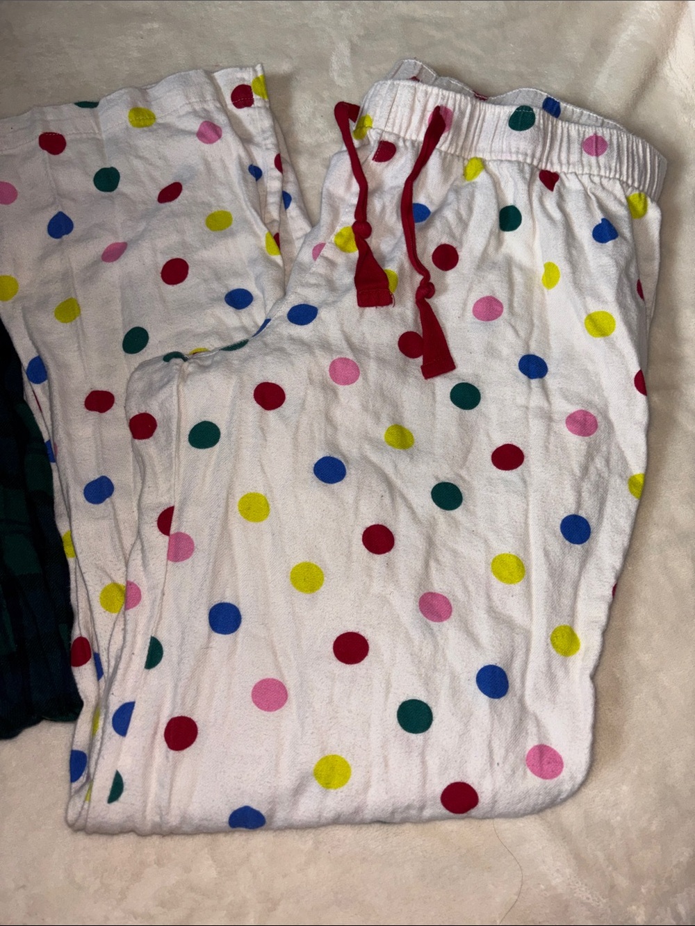 Lot Two-Pack Women’s Pajama Pants - Green Plaid & White Multi-Polka Dot SZ S - Picture 5 of 9